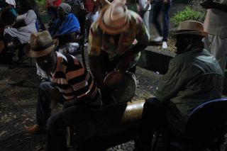 Memórias de Dona Anecide e Batuque de Umbigada de Capivari 